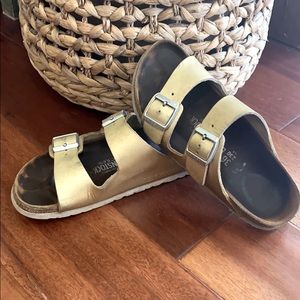 Birkenstock Arizona size 36 Gold leather